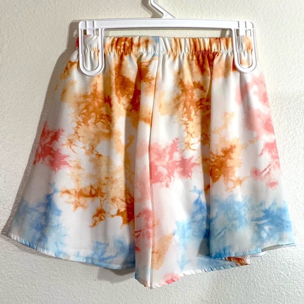 Pink, blue, ivory pastel gartered waistband w/tie belt detail tie-dye shorts. - Picture 6 of 16